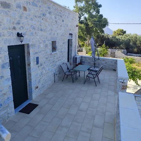 아파트 Mani Residences Koudounopetra Tsopakas