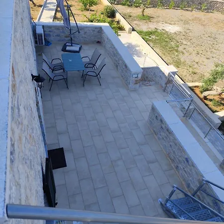 아파트 Mani Residences Koudounopetra Tsopakas